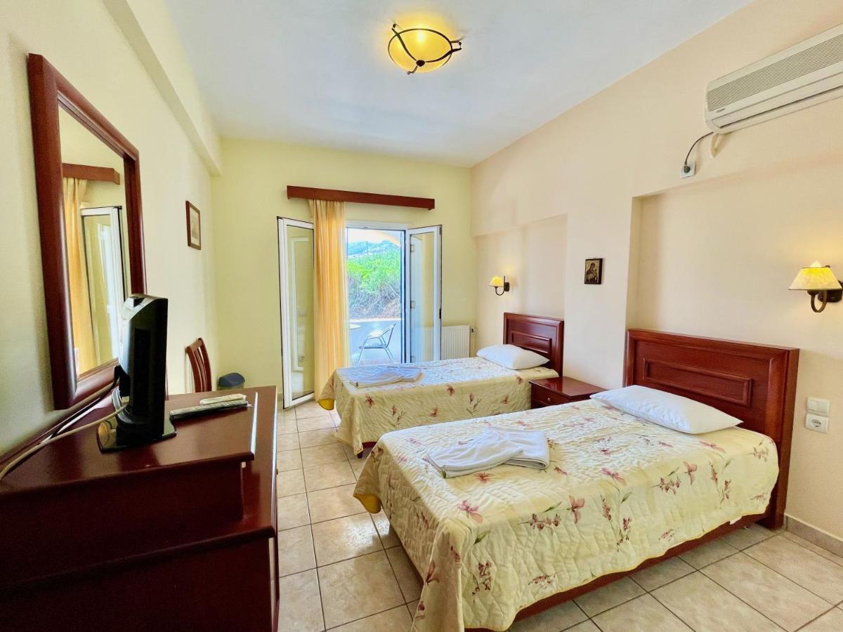 Venardos Hotel Agia Pelagia  Kültér fotó