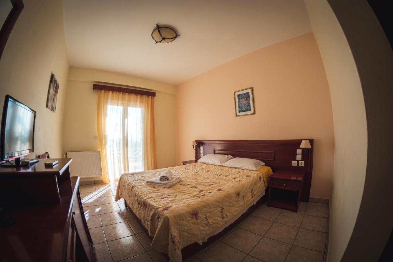 Venardos Hotel Agia Pelagia  Kültér fotó